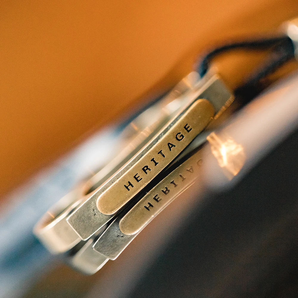 Maden Men's Retro Necklace with Boxing Finger Tiger Tough Guy Style White Copper Pendant Bracelet Jewelry Fashion Gifts