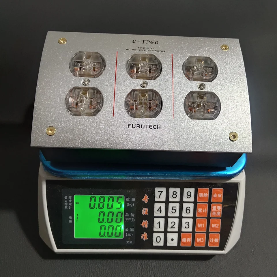 フルテック E-TP60 オーディオ電源フィルターコンセント米国 AC