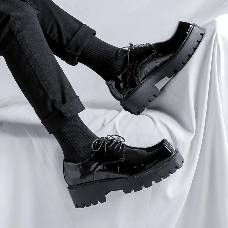 【FILLUMINATE】YASE X Filluminate Padded Shoes Black YASE X FILUMINE FOREST HIKING SHOES - BLACK | ファッション