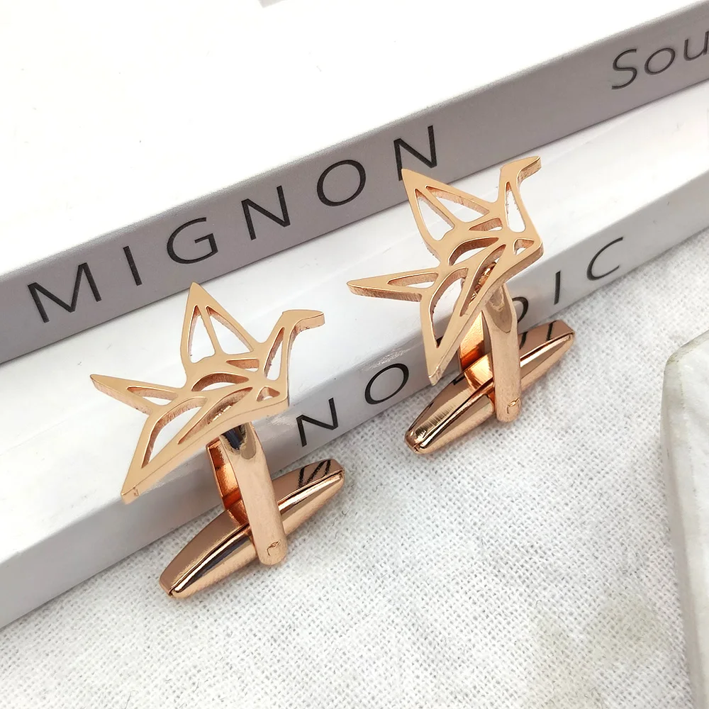 천 마리의 종이 크레인 커프스 링크스 스테인리스 스틸 행운의 크레인 셔츠 버튼 남성용 참 장식 셔츠 버튼 셔츠 칼라 커프 링크스 쥬얼리