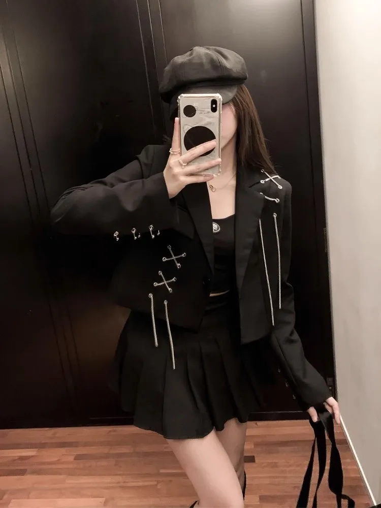 【送料&関税込】ChloAC Cropped Blazer Women Punk Gothic Cropped Blazer with Metal Chain Harajuku