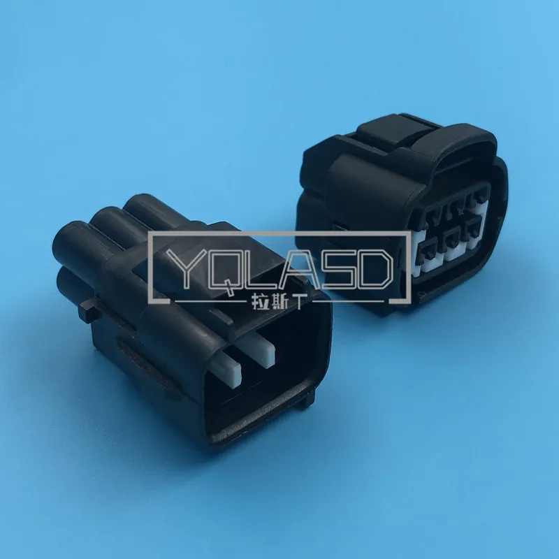 Розетка для автомобильной лампы Toyota 641107-5 651104-5, 1 комплект