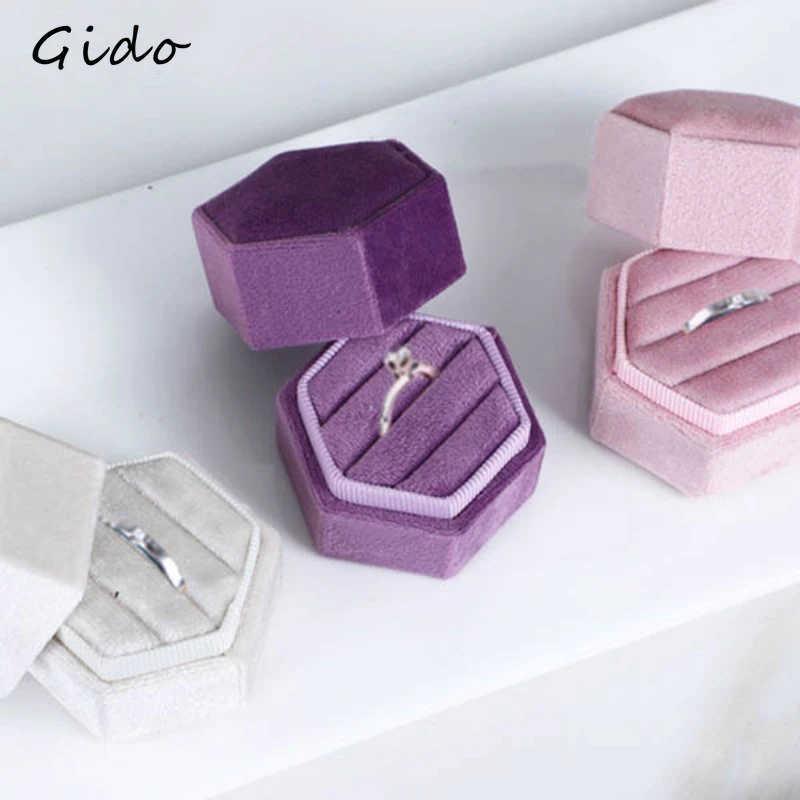 Hexagon Velvet Jewelry Box With Detachable Lid 3 Compartment Ring Box