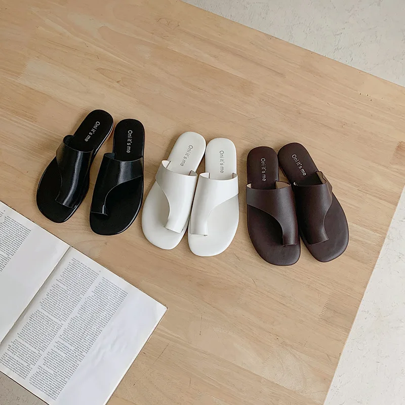 

Slippers Casual Rubber Flip Flops Shoes Low Slides Slipers Women Shallow Luxury Hawaiian Soft 2024 Concise Hoof Heels Retro Autu