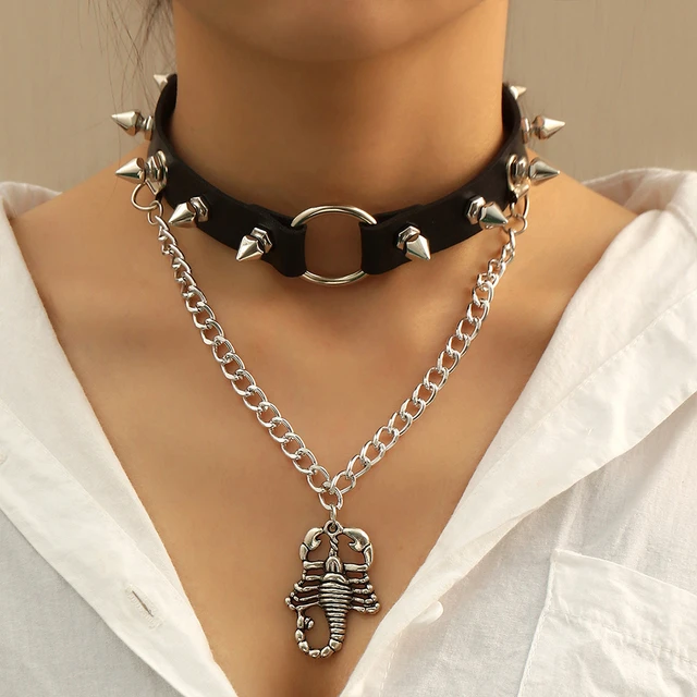 Women's Gothic Collar Neck Chain Geometric Pendant Black Pu