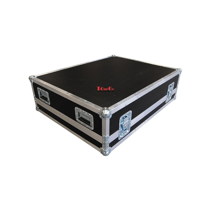 Allen & Heath QU-24 ミキサー フライトケース (ホイール付き
