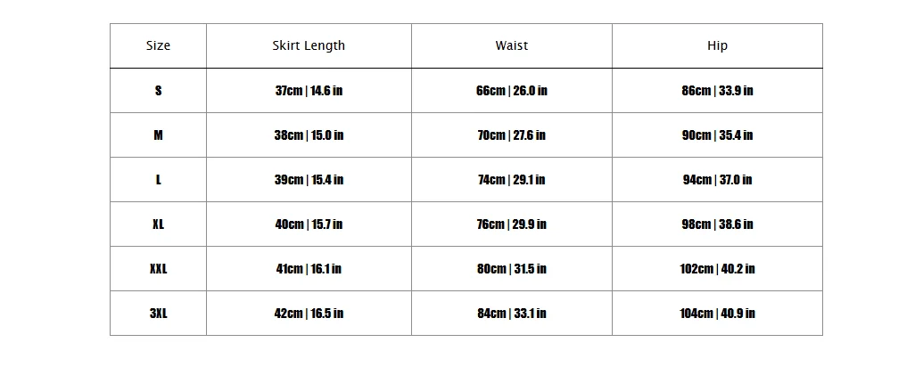 Plissierter Tennisrock im Preppy-Stil für junge Damen in Weiß und Schwarz.