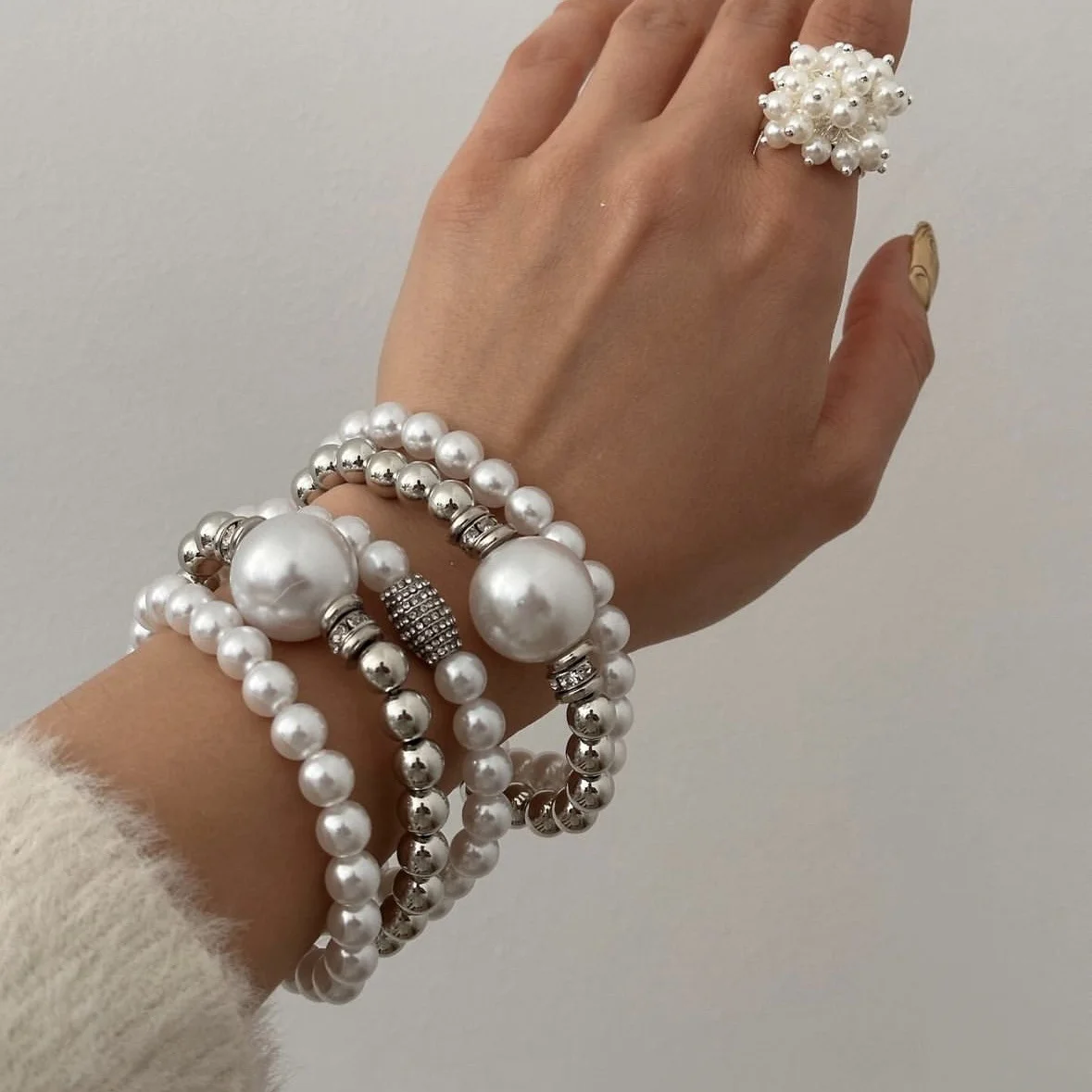 5pcs/Set Minimalist Pearl Beads Bracelet For Women Fashion Big Pearl Design Bracelet Sets Vintage Daily Wear Jewelry Gifts 2025