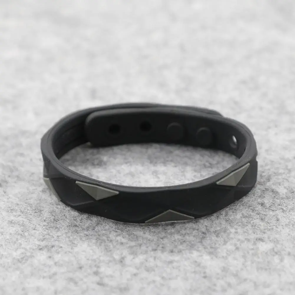 Рисунок 6 - Антистатический браслет с 6 отверстиями