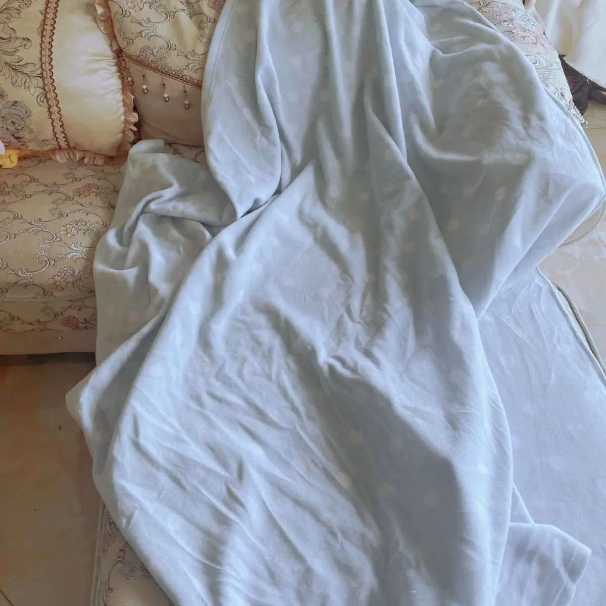 Air Conditioning Flannel Blankets Throw Sofa Nap Blanket Super Soft Skin-friendly Children Sleep Cover Fluffy Couch 