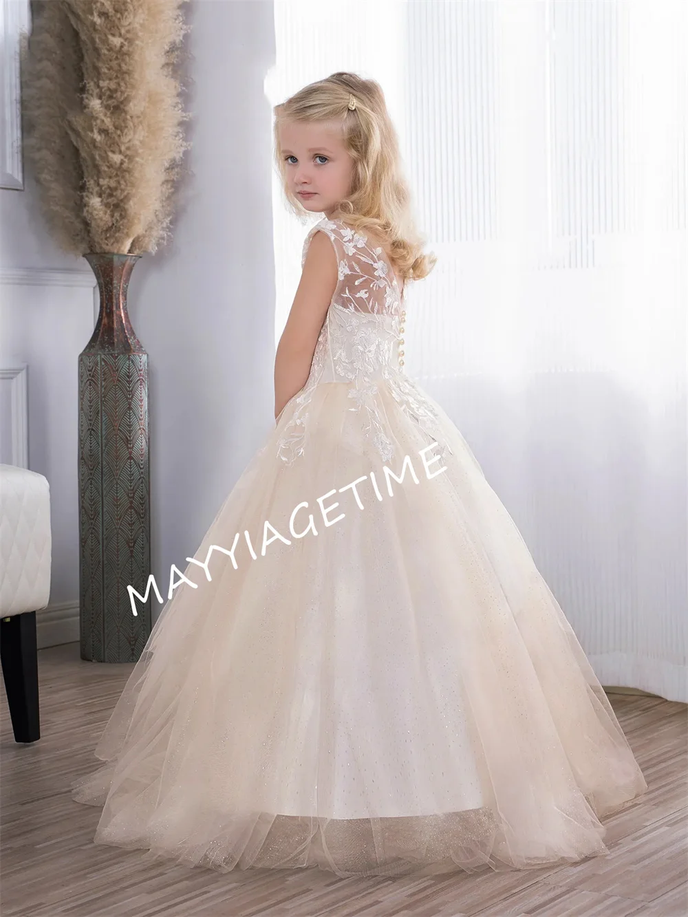 

Flower Girl Dress with Lace Tulle Skirt Bow Princess Wedding Party Dress for Elegant Child Christmas Gift Communion