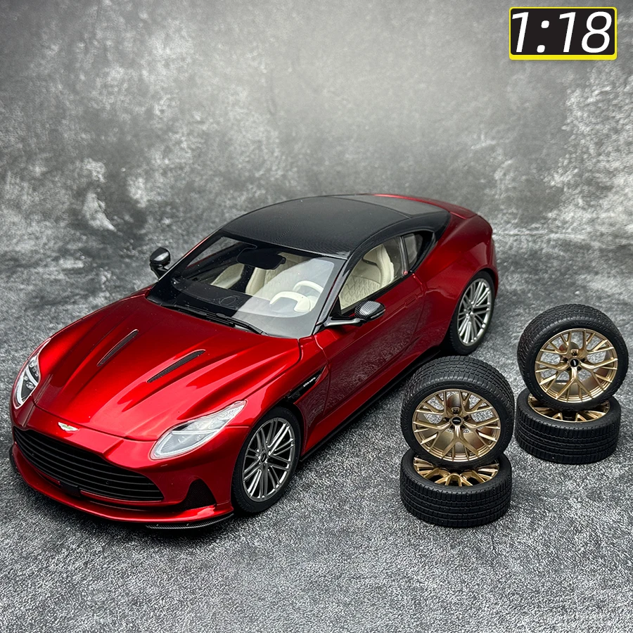 メルカリ唯一 Aston Martin DB12ミニカー開閉ドア メルカリ唯一 Aston Martin DB12ミニカー開閉ドア