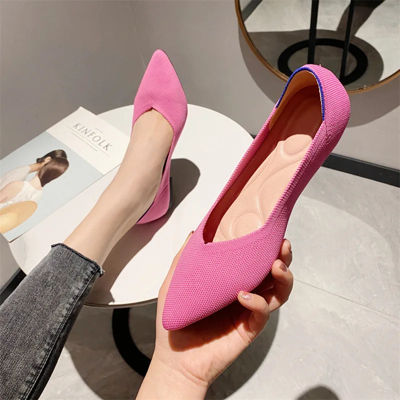 Pointed Low Heeled Women's Casual Shoes Knitted Fashionable Soft Breathable Non Slip and Bright Colored Women's Shoes 2024