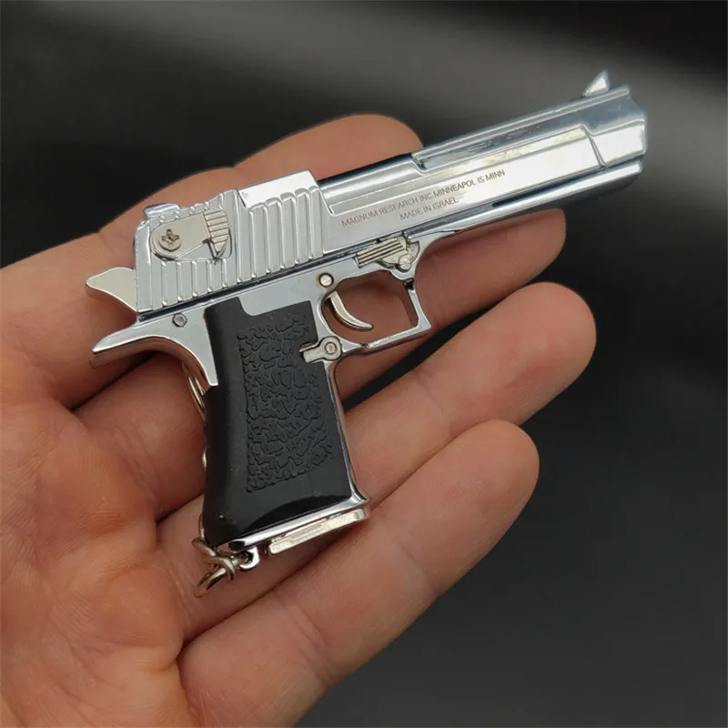 1:3 High Quality Metal Model Desert Eagle Keychain Toy Gun Miniature Alloy Pistol Collection Toy Gift Pendant 6