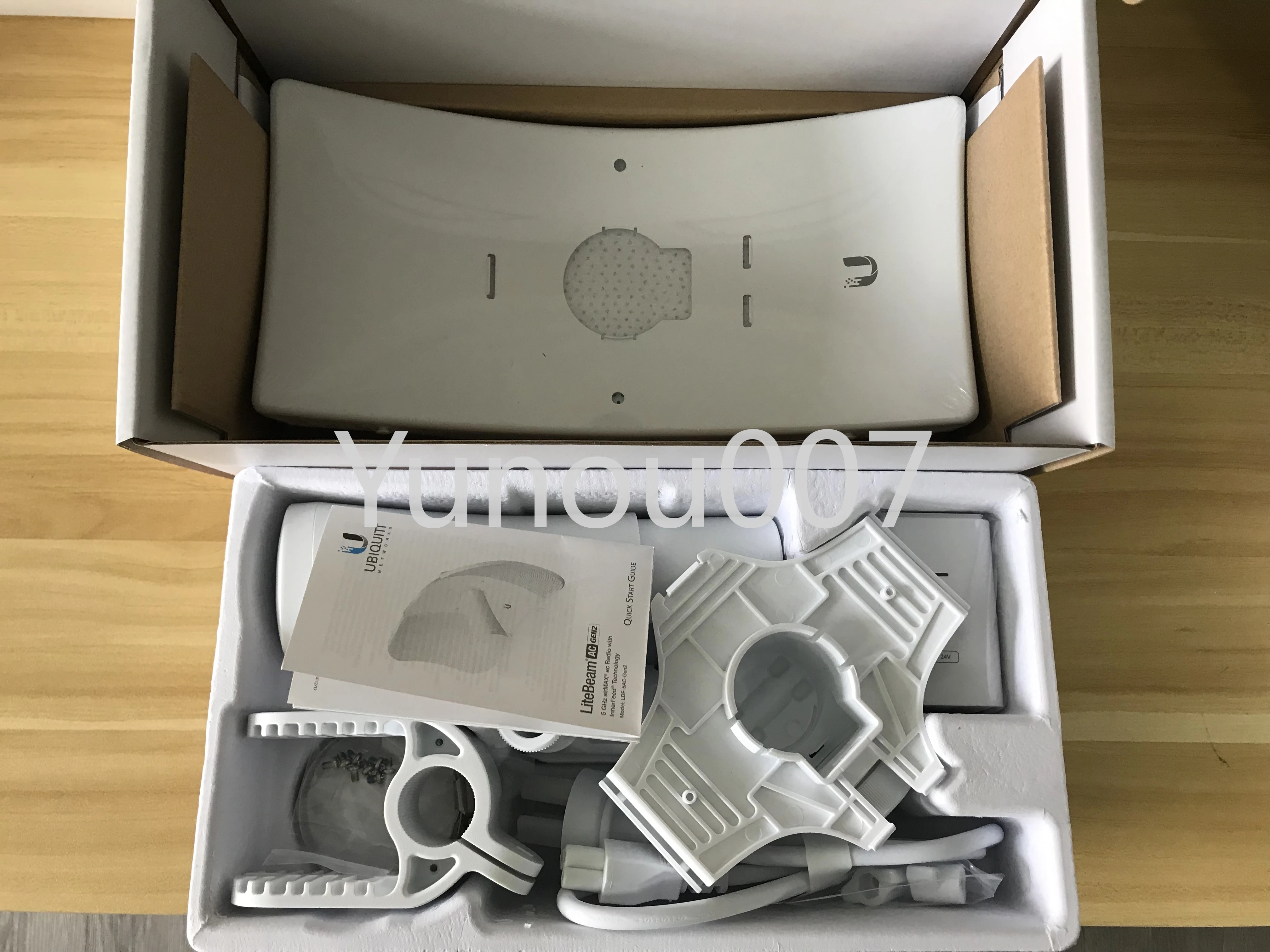 Фото Ubiquiti сетевые фонари от точки до 13 км, беспроводной мост 5 ГГц Litebeam Gen2 23 дБи, 802.11AC WiFi, 1 блок №4