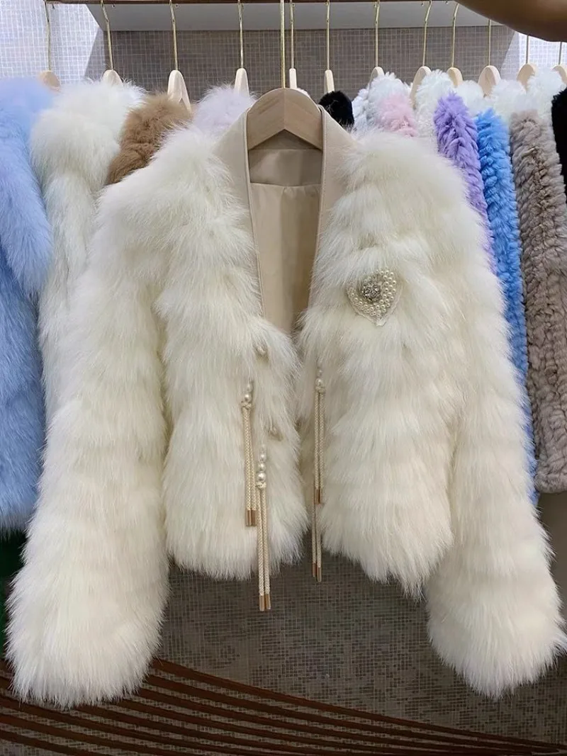 

Fur Coat Women's Short Pearl Tassel Horn Button Knitted Fur Coat 2023 Winter New
