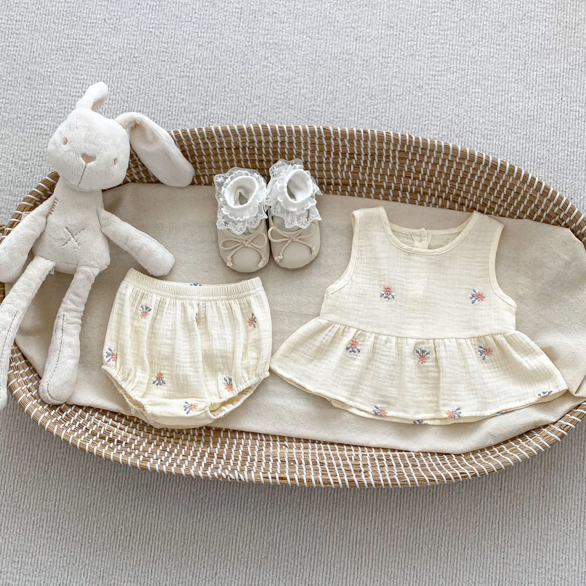 MiniAinis Summer Baby Embroider Tops Bread Shorts Pieces