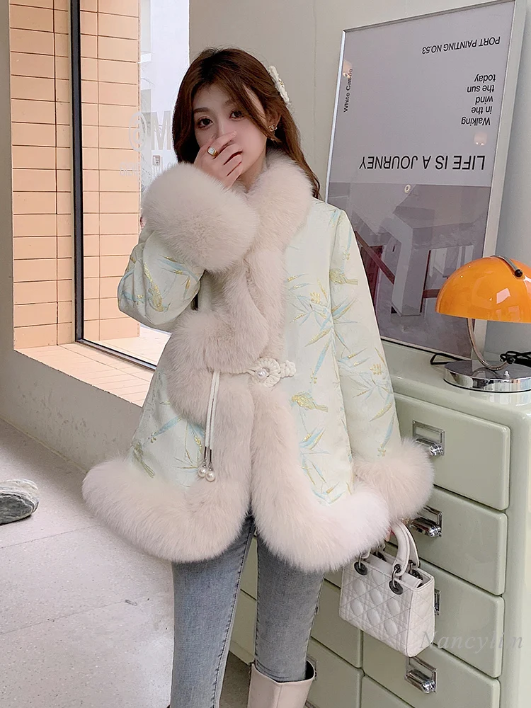 2023 New Chinese Style Buckle Imitation Fox Fur Coat Women's Fashion Embroidered Cape Coat Winter Party Daily Fur Coats Street