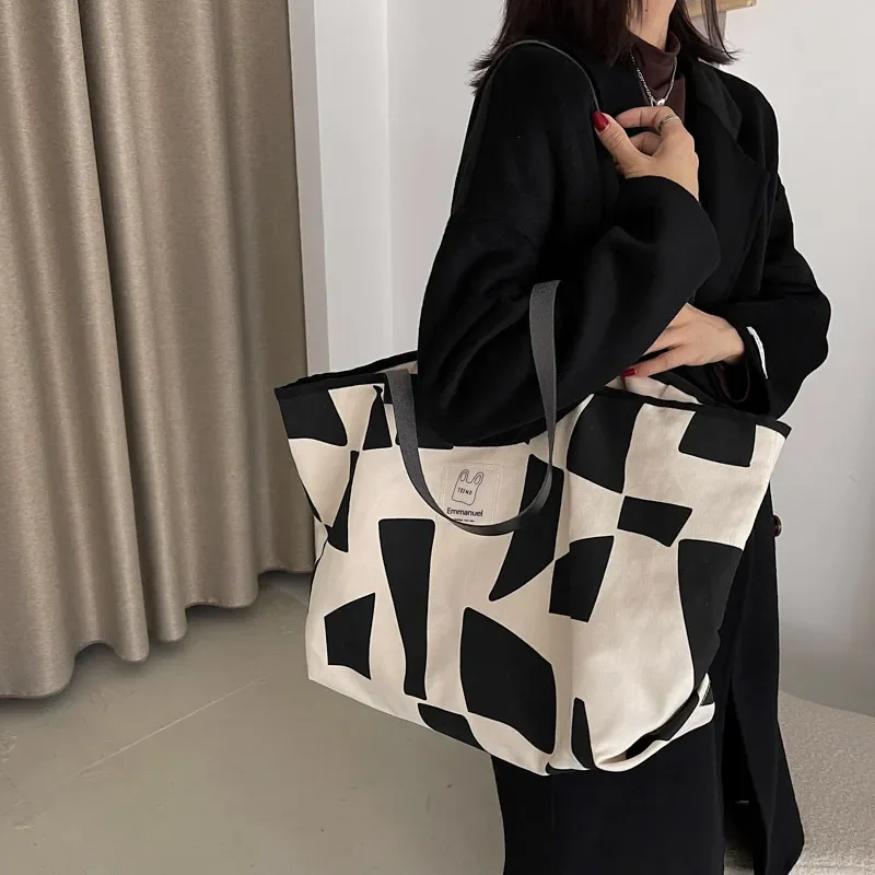 Luxury Designer Large Capacity Tote Handbag for Women 2023 Checkered Pattern Trend Brand Designer Shopper Shoulder Shopping Bag