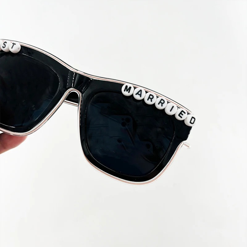 Imagem de óculos de festa LED