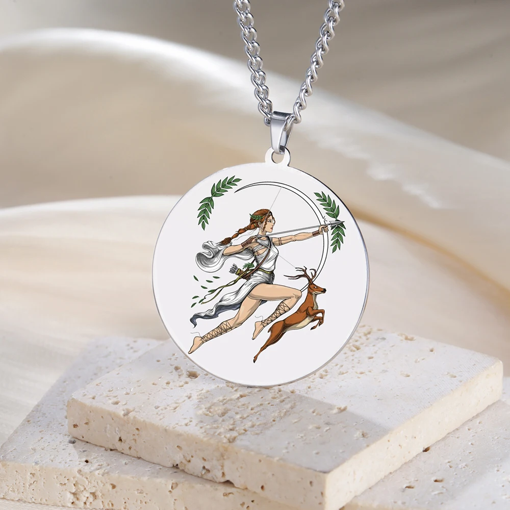 Collier Artémis porté