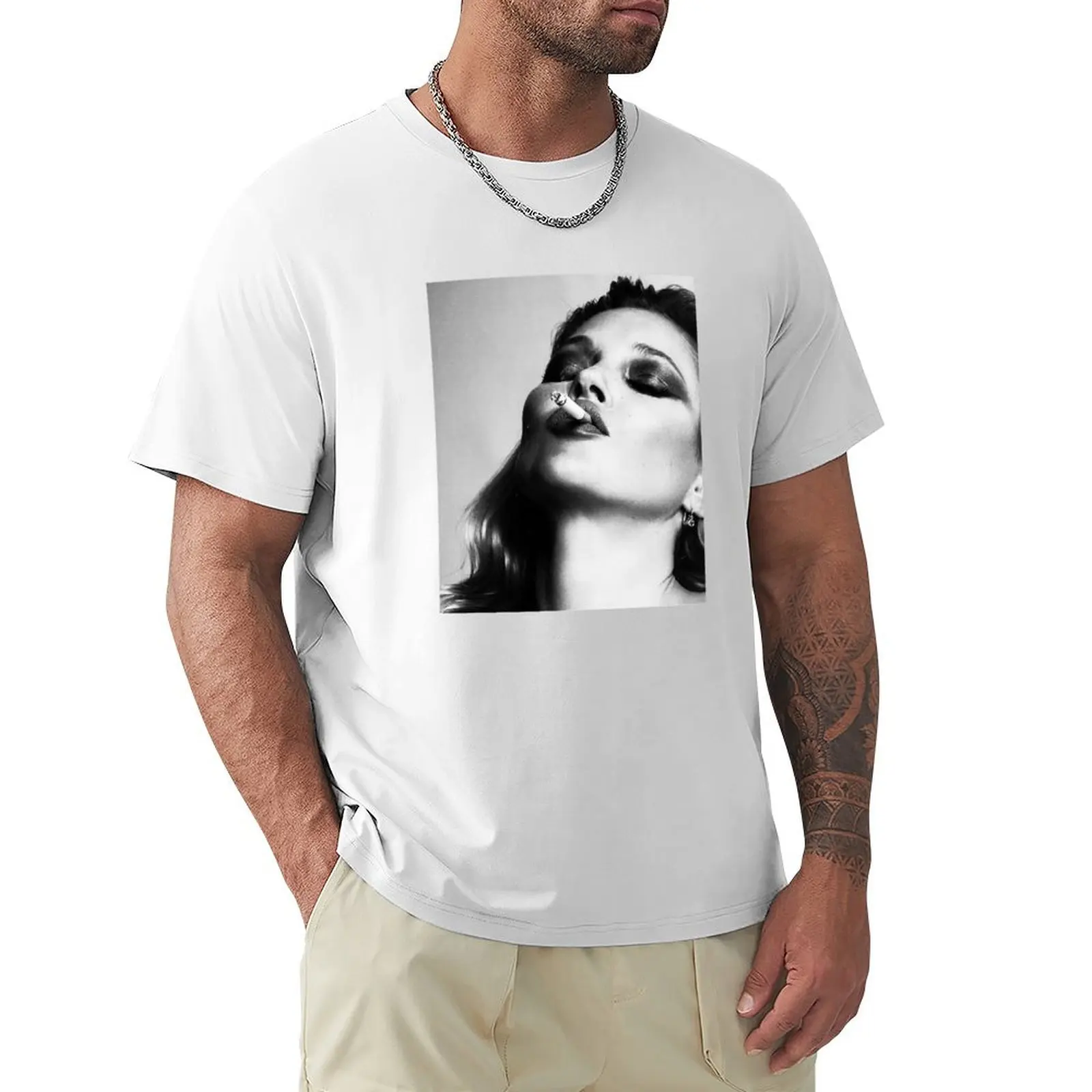 Kate Moss Smoking Y2K Grunge Estetica T-Shirt Vintage Coreano Moda Pianura Magliette Da Uomo