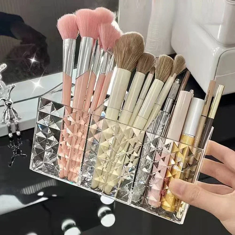Clear Acrylic Makeup Brush Holder Desk Cosmetic Organiser Lipstick Storage LipstickStorage Holder Stand Diamond Makeup tools 4