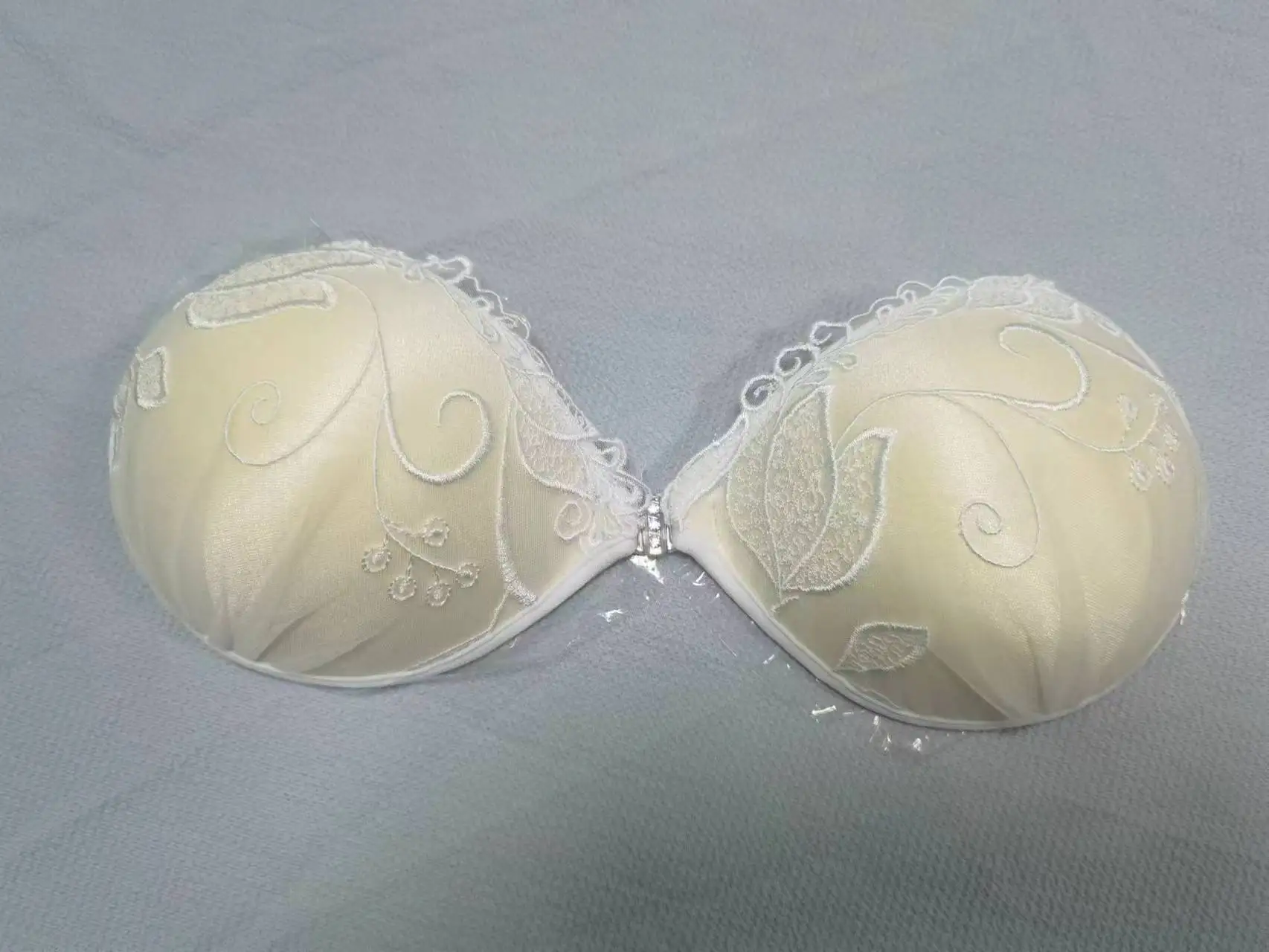 White Lace Embroidery Bra for Women, Super Push Up, Silicone Bralette, Backless, Strapless, Invisible , Sticky Bras, Wedding