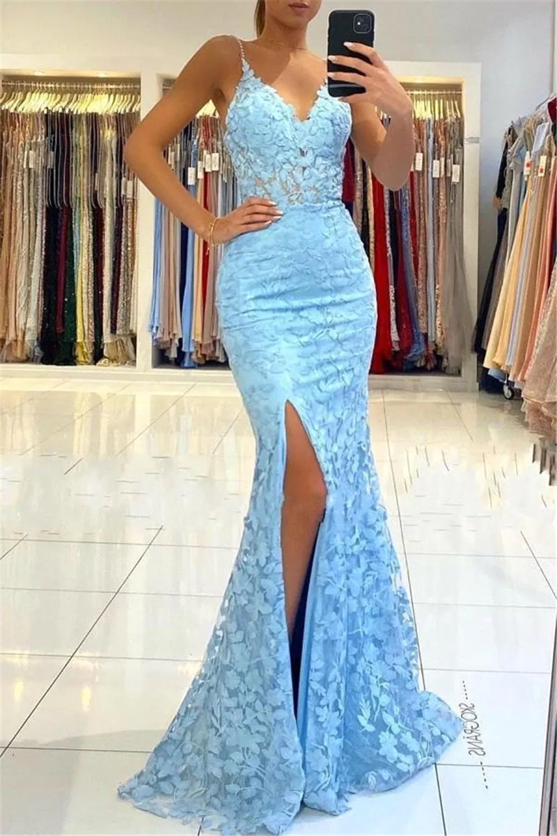 

Glamorous Spaghetti Strap Evening Dress Exquisite Thigh-High Slits Evening Gown Appliques Robe De Soiree