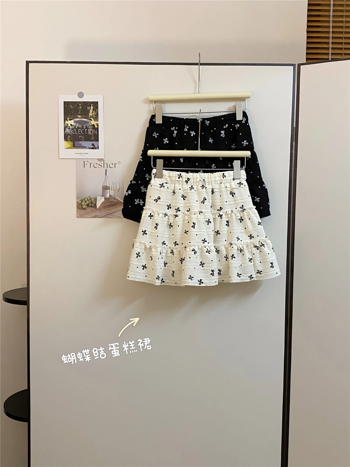 

Women's Apricot A-line Skirt Vintage Y2k Aesthetic Mini Print Skirt Harajuku Korean Fashion Elegant Skirts 2000s Clothes Summer