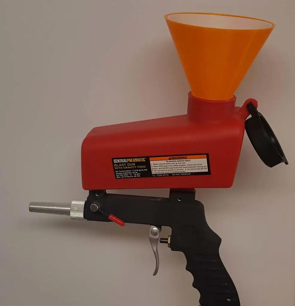 Harbor Freight Blaster Gun for sand blaster funnel and display filter