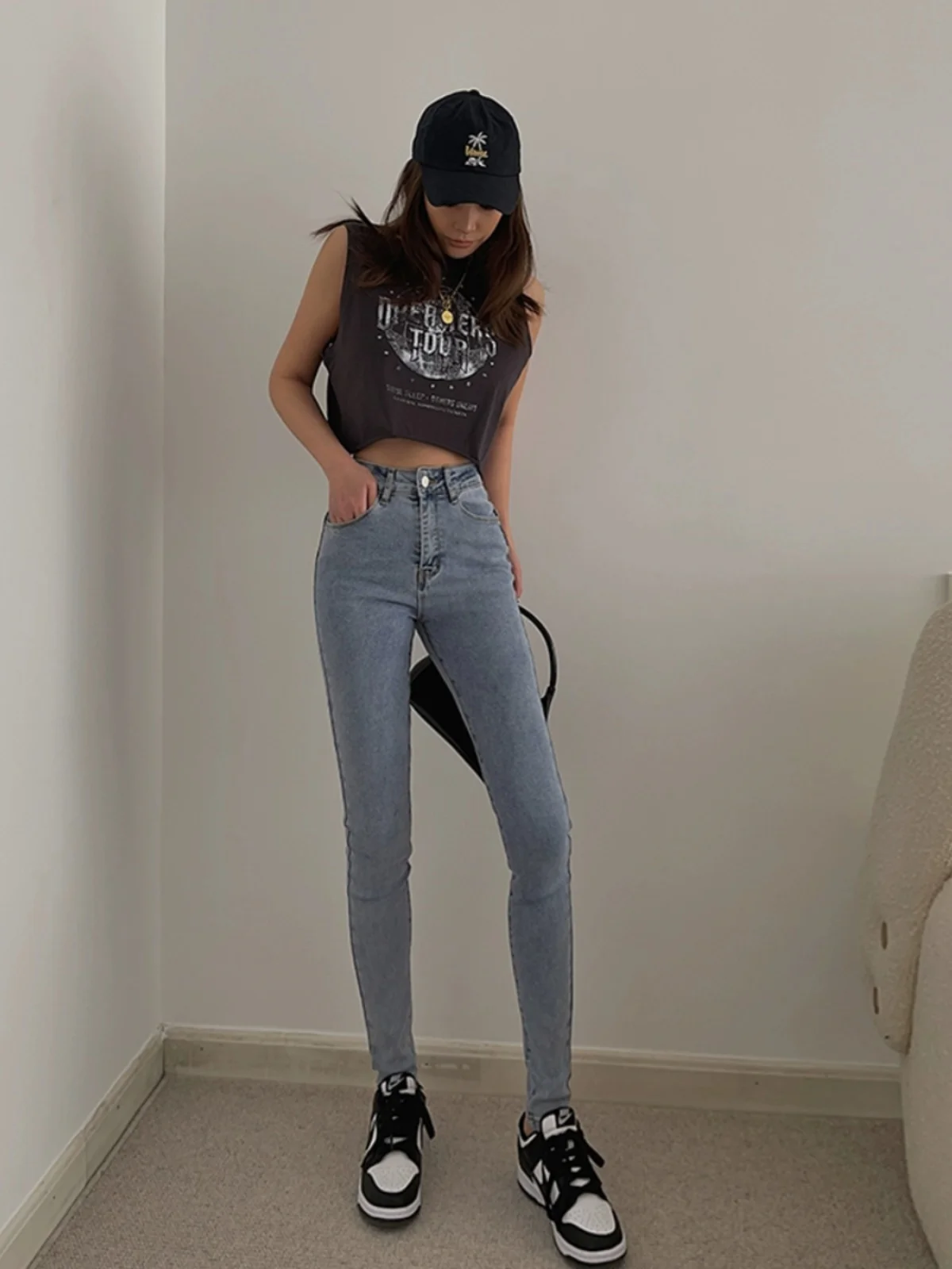 

Универсальные джинсы BM с эффектом потертости и высокой талией, персиковые