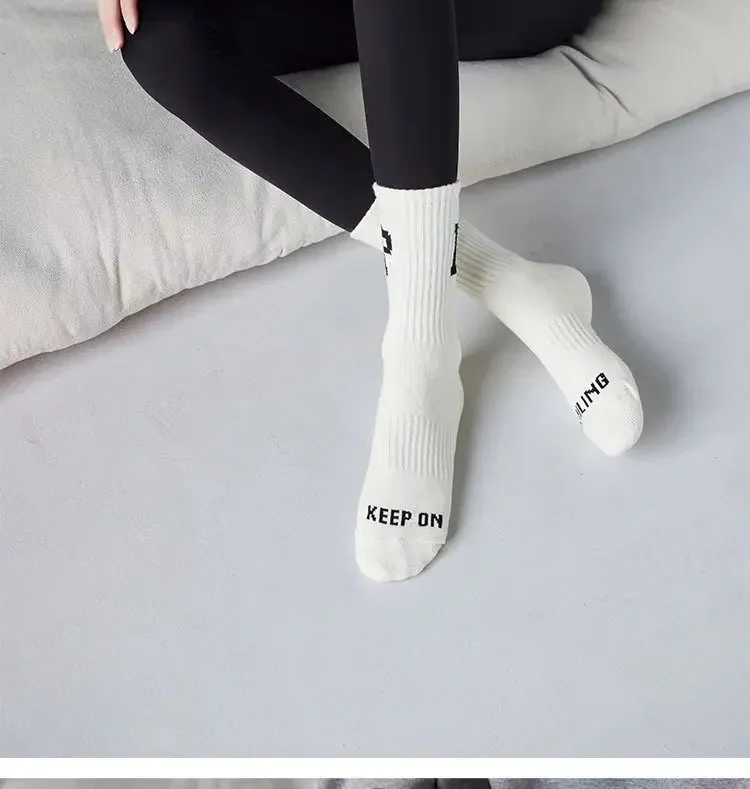 High-Waisted Versatile Sport Socks INS Trendy White Off-White P-Shaft Long Tube Korean Style Warm Stockings For Baseball