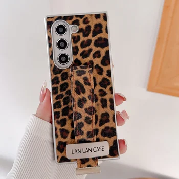 Fashion Leopard Print Case for Samsung Galaxy Z Fold 7 Z Fold 6 Cover with Wrist Strap Funda for Samsung ZFold5 4 3 Plating Shell 1