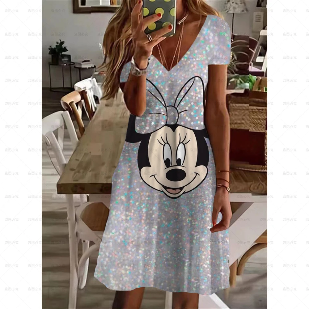thumbnail image 1 of Vestido mini sexy de manga corta con cuello en V y estampado de amor de Minnie Mouse de Disney para mujer, diseño para exteriores, 1 of 5