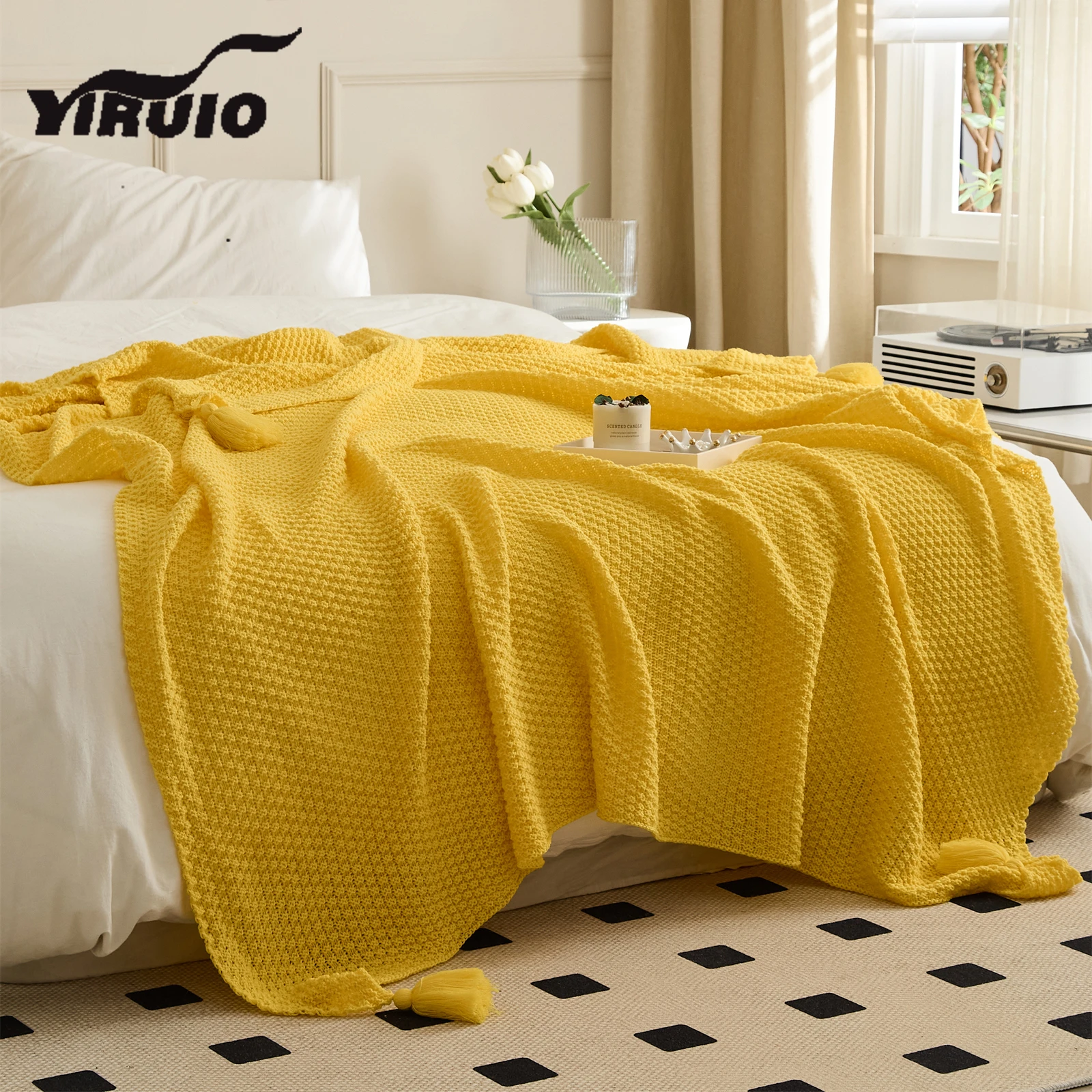 YIRUIONordicSoftCozyLeisureTVBlanketChicScandinavianTassel