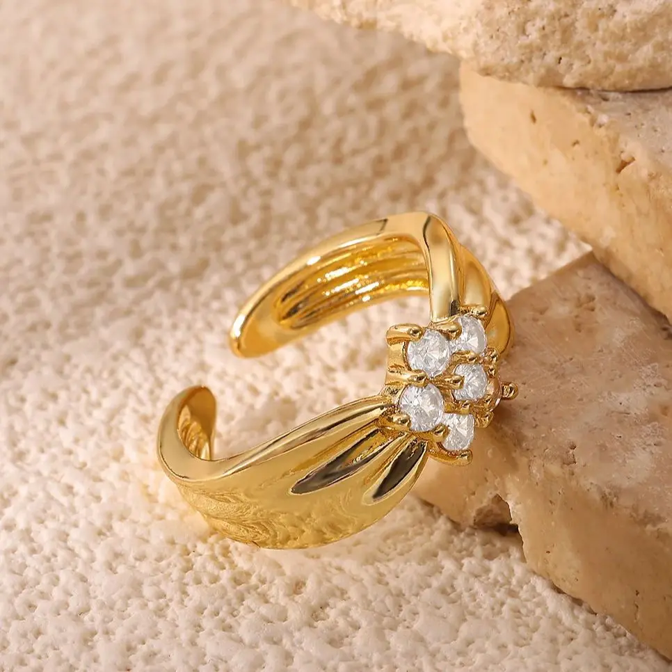 Luxury Zircon Elegant Flower Rings For Women