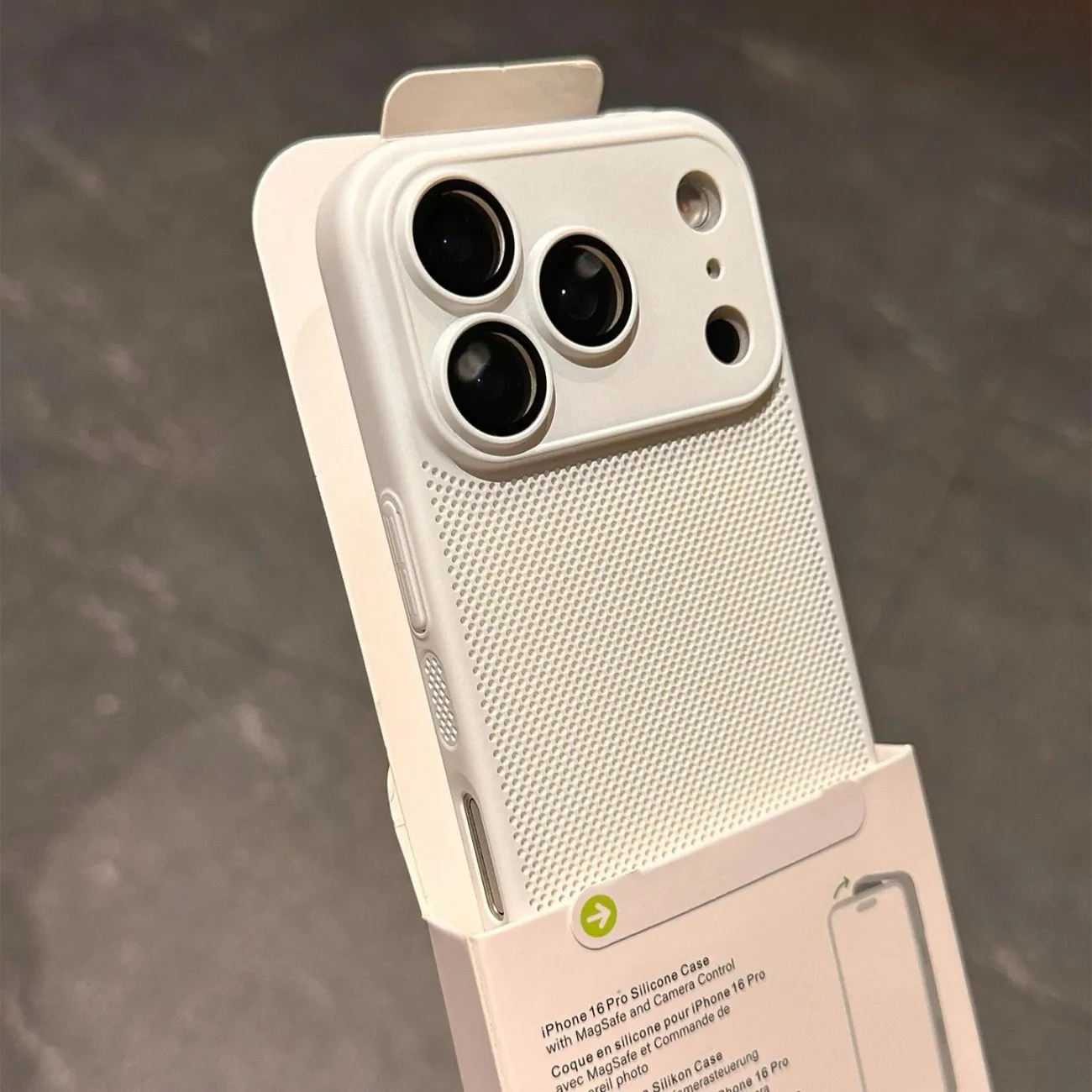 Enhanced Cooling Mesh Phone Case with Heat Dissipation, Breathable Hard Back Cover