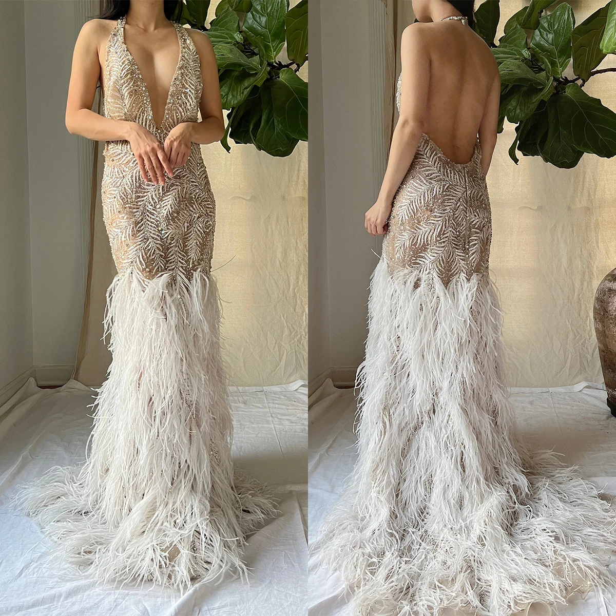 

Sexy Wedding Dresses For Women Appliques Sequins Feather Bridal Gown Sleeveless V-Neck Halter Skirt Backless Dress