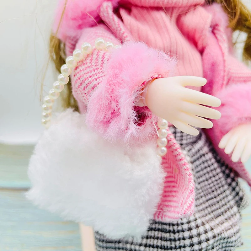 

Миниатюрная плюшевая сумка на плечо для куклы, модель сумочки с имитацией жемчуга для 1/12 куклы, Аксессуары для платья, украшение для кукольного домика