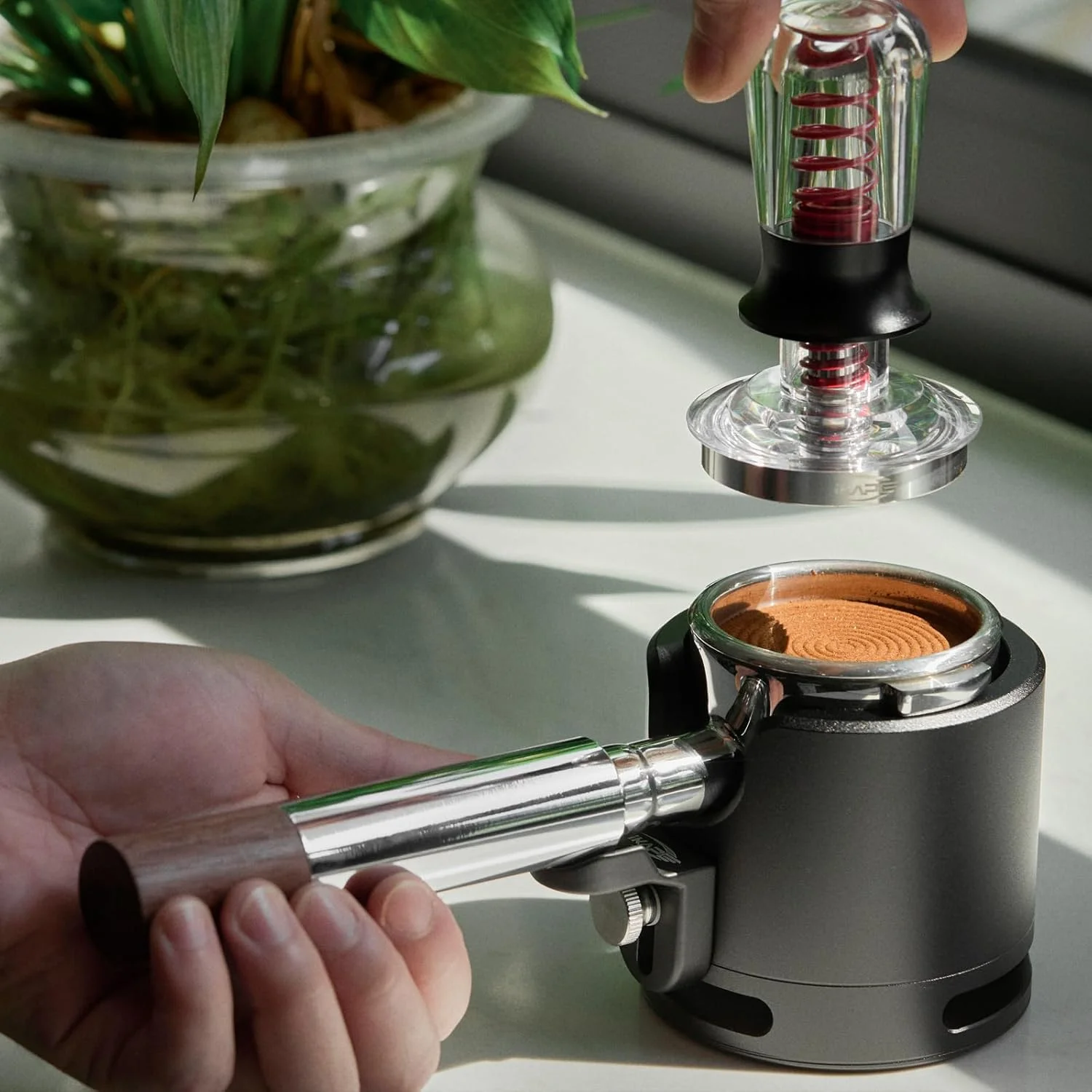 IKAPE Openwork Bottomless Portafilter, Handle made of stainless