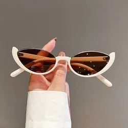 Chic Cat Eye Sunglasses for Women: Fashion Rivet UV400 Shades (Beige)