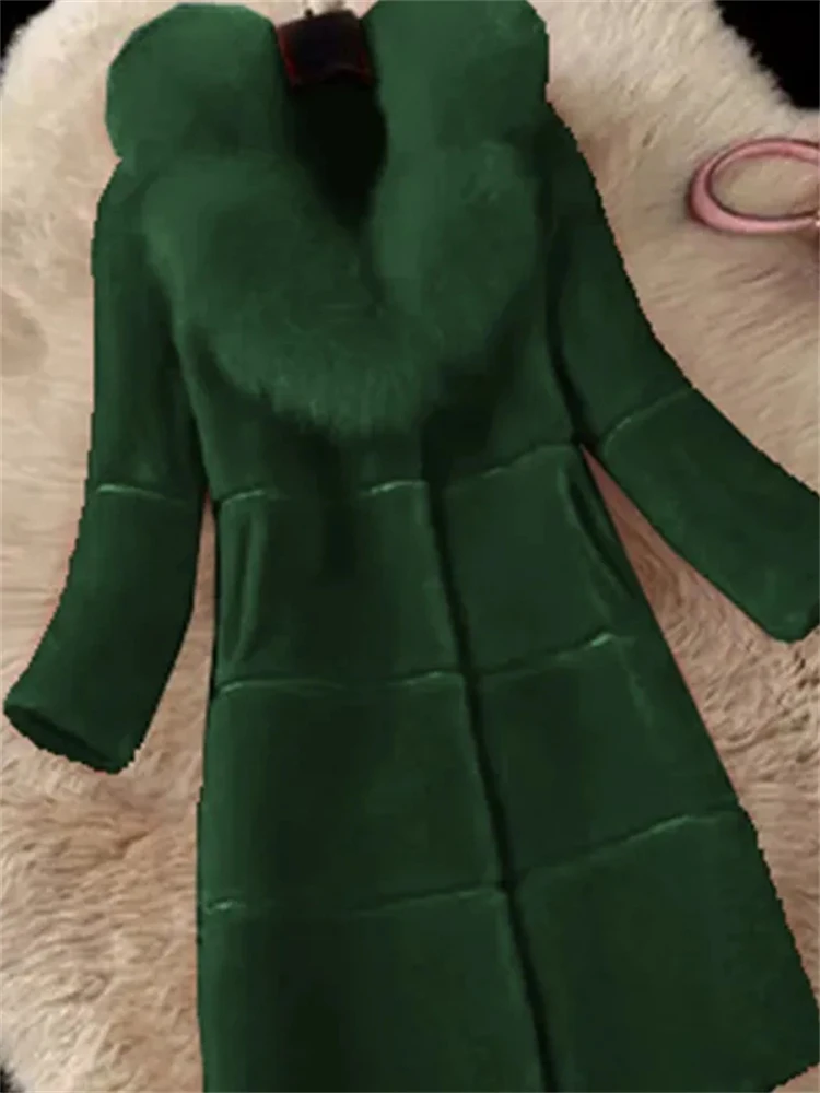 Рисунок 3 - Утепленное пальто средней длины из искусственного меха