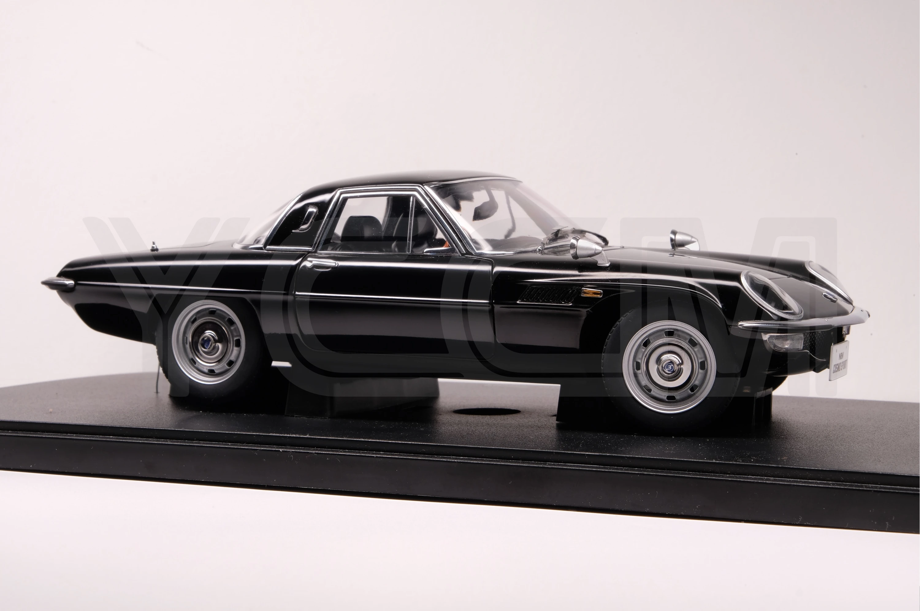 Autoart 1:18 Cosmo Sport Simulation Limited Edition All Open Alloy 