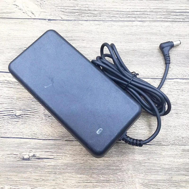 ǻ ť   ADP-150NB, Ʈ 1 , 19.5V 6.66A