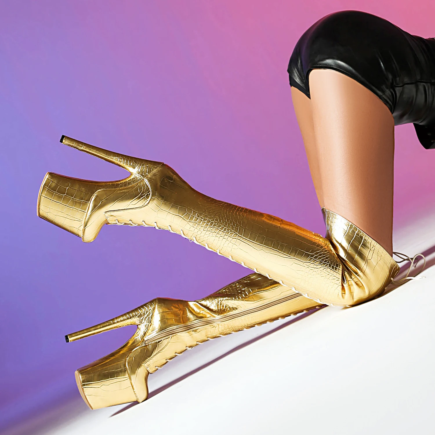 

Sexy Nightclub Pole Dance High Heels New Knee Boots Super High Heel Performance Wedding Shoes Thin Heel Pointed Zipper Boots