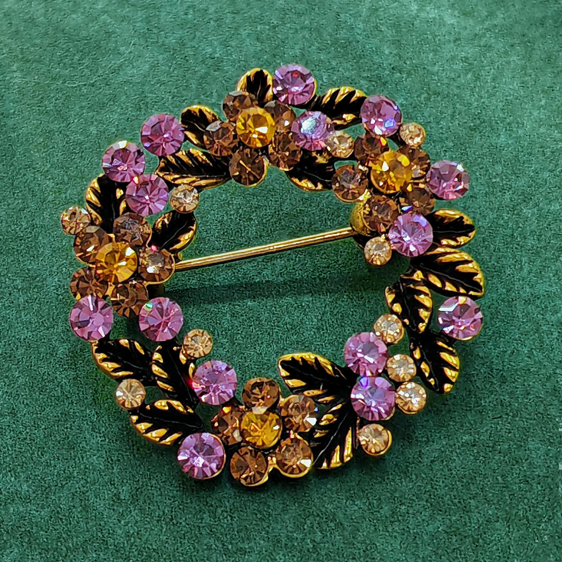 

Vintage Purple Champagne Rhinestones Wreath Pin Brooch Gold Tone Round Circle Classic Pin