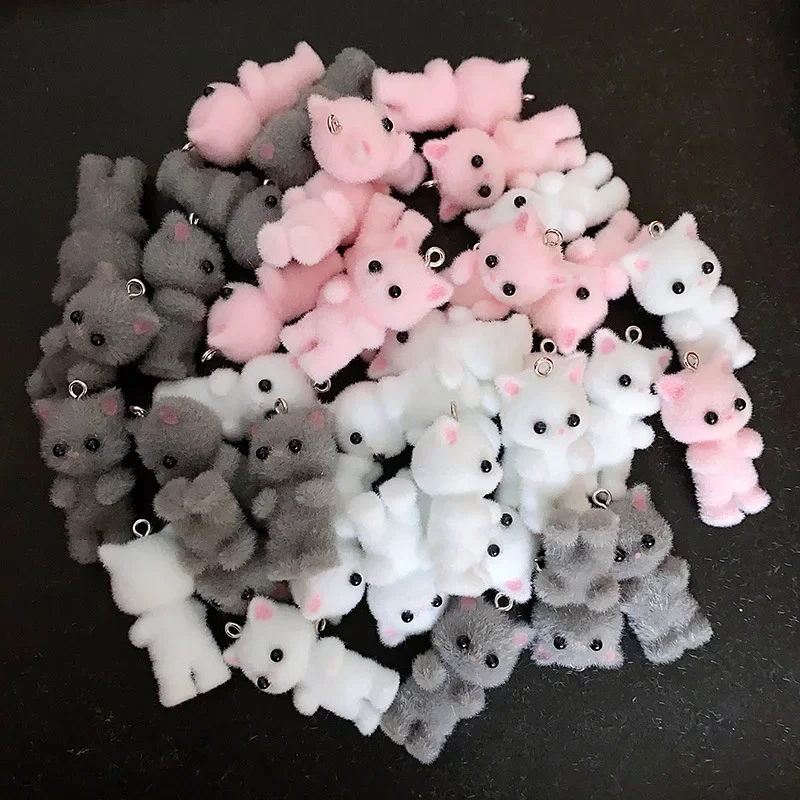 30 Uds. Colgante de gato Kawaii 3D flocado esponjoso Animal gato encantos muñecas en miniatura llavero COLLAR COLGANTE DIY artesanía joyería hacer