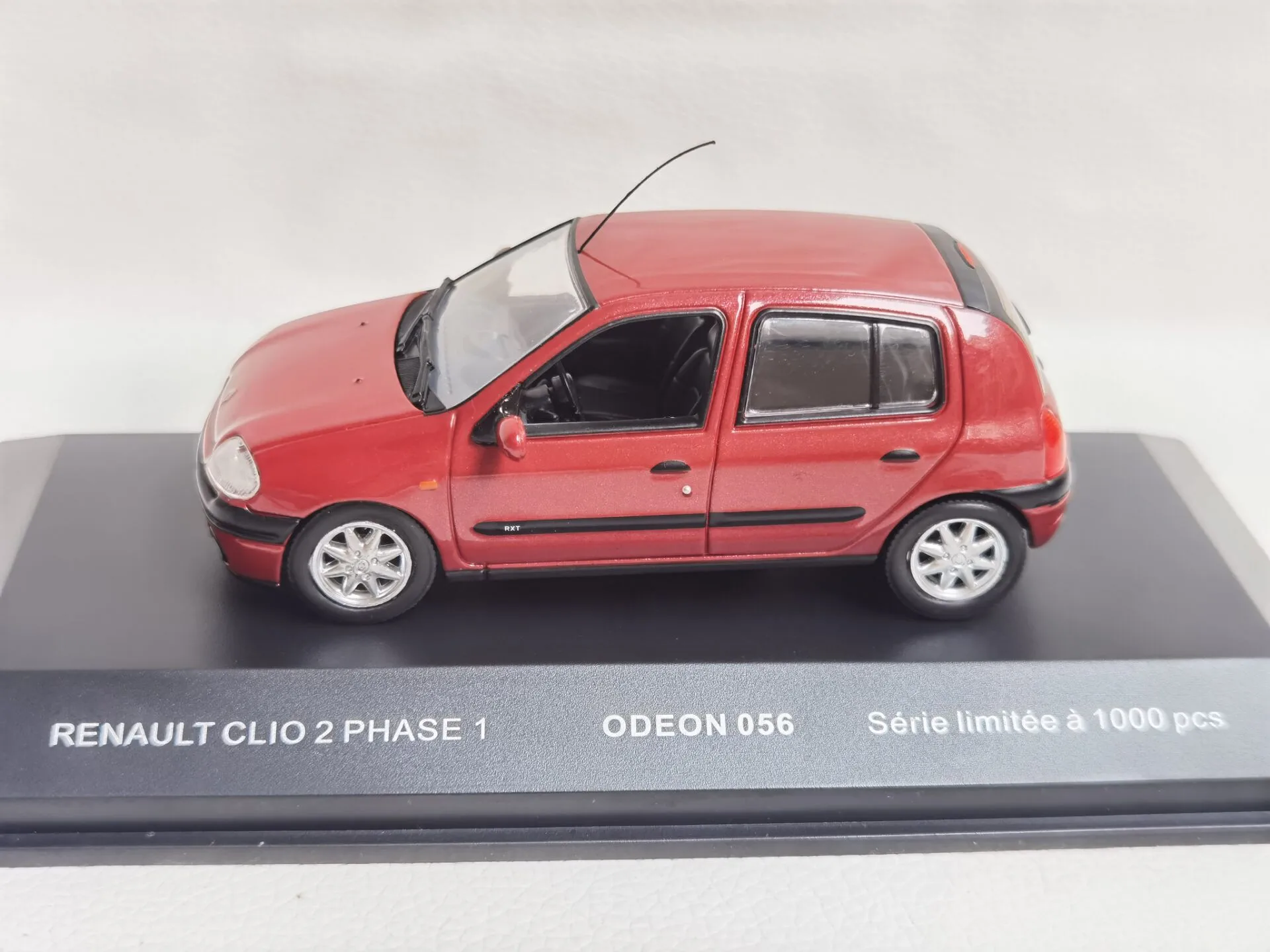 Miniature 1/43 RENAULT Clio II Phase 1 1998 I RS Automobiles