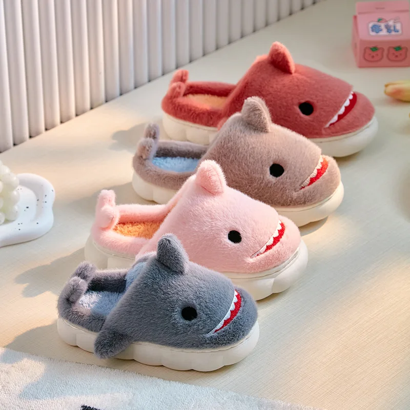 Winter Hot Sale Shark Cotton Slippers Women Fur Keep Warm Cute Couples Home Cotton Shoes Flat Shoes Indoor female Fur Slides